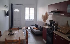 Logement A La Campagne! Entierement Independant